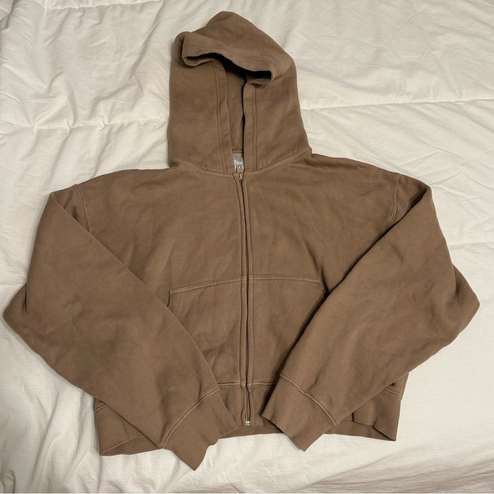 Aritzia TNA cozy AF fleece cropped zip up